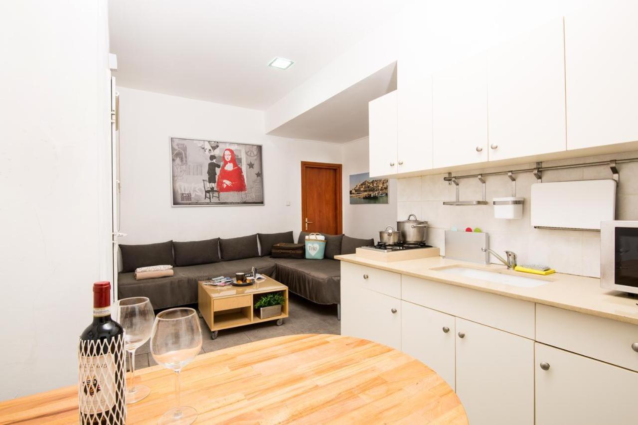 Miraks Harav Kuk Apartment Tel Aviv Exterior foto